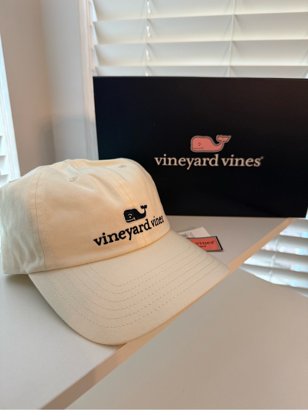 NWT! Authentic Vineyard Vines baseball cap in white.